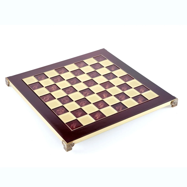 Red Chessboard Size 5