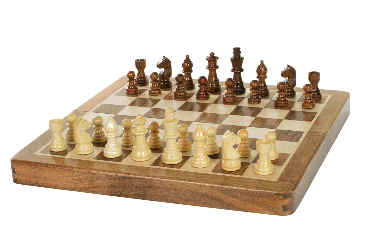 Magnetic Wooden Chess Set