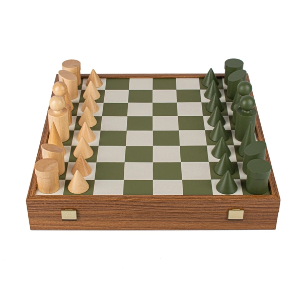 Green and White Chess Set