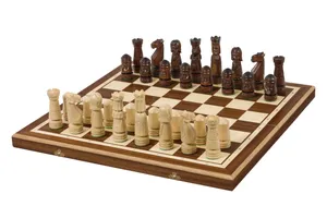 Jogo de Xadrez com Peças Grandes